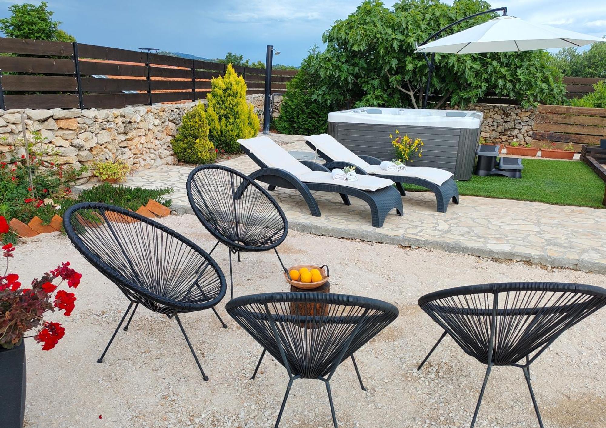 Holiday Home Juli With Jacuzzi Šibenik Extérieur photo