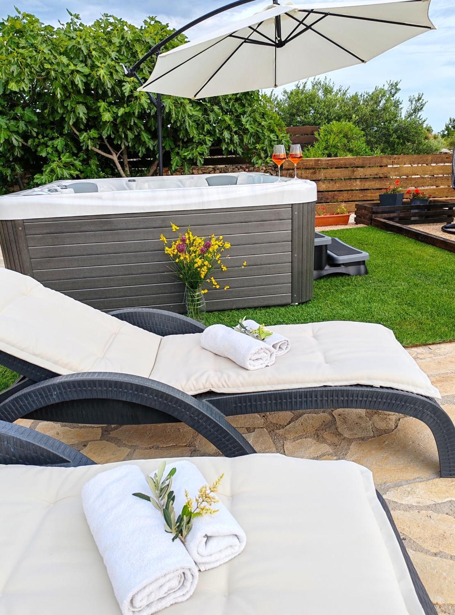 Holiday Home Juli With Jacuzzi Šibenik Extérieur photo